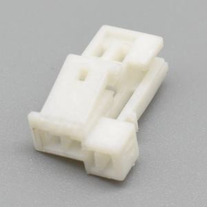 Connecteur de voiture à 2 trous 1418639 avec CAN New C Berlin Tweeter Plug Connector With Terminals - Product Image 5