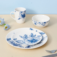 Vaisselle en céramique blanche de 16 pièces en gros Collection d'assiettes pour un usage quotidien à la maison et dans les hôtels