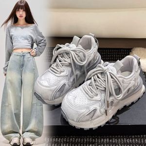 2026 Spring Korean Retro <b>Platform</b> Dad Shoes, Distressed Height-boost Casual Sneakers for Women - Product Image 5