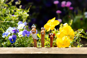 Conception unique vers de jardin ornements maison Miniature plante Pots de fleurs Patio extérieur Mini résine vers Statue amusant jardin décor - Product Image 6