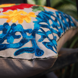 Funda de Almohada Redonda Bordada a Mano, Estilo Boho Vintage, 100% Algodón, Decoración para el Hogar y Hoteles, Personalizable - Product Image 1