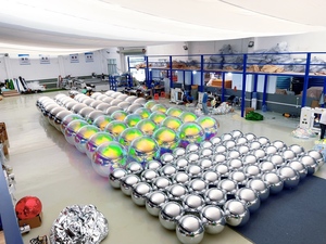 Bóng bay phản quang PVC lớn màu bạc vàng, dùng được nhiều lần, dùng cho trang trí sự kiện, sân khấu, quảng cáo, giá sỉ - Product Image 4