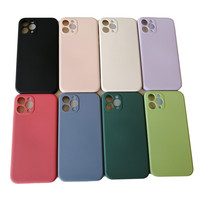 Machine personnalisée pour la fabrication d'étuis de téléphone portable en TPU antichoc de couleur unie animés pour 12 modèles