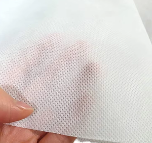 Toile non tissée pour plantes, aménagement paysager, contrôle des adventices, couvertures de culture, extra large et <span class=keywords><strong>protection</strong></span> <span class=keywords><strong>anti</strong></span>-gel - Product Image 1