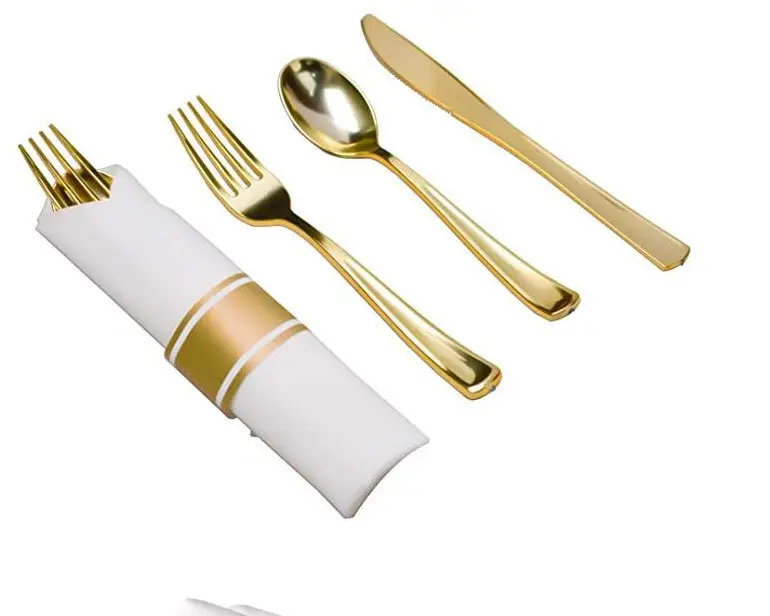 BST tek kullanımlık plastik altın çatal kaşık bıçaklar çatal peçete ile combo set, çevre dostu altın taşınabilir çatal bıçak kaşık seti