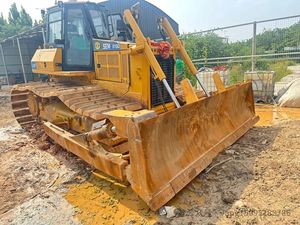 Bulldozer sobre orugas SEM 816D 818F Bulldozer con cuchillas opcionales Usado Sem Bulldozer 818D SHAN GONG - Product Image 3