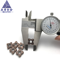 Outils de découpe CNC SNMG120408-R3 1234 en carbure de tungstène YBC251 revêtu, dureté 91,5 HRA, plaquettes de tournage OEM pour chantier naval pneumatique