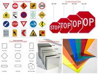 Panneau de signalisation routière LED personnalisé à cadre en aluminium haute luminosité, film réfléchissant de quatrième qualité, alimenté par énergie solaire, pour nom de rue