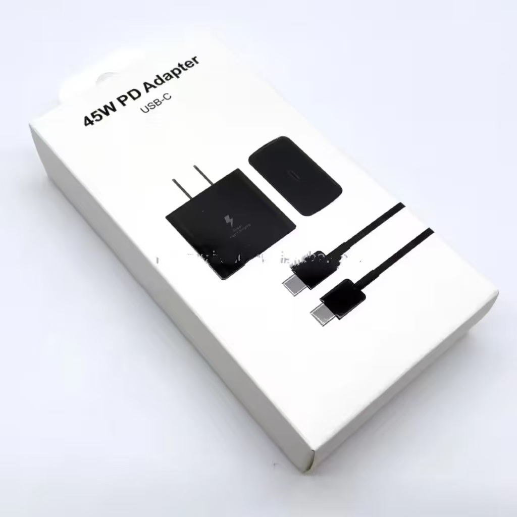 Enchufe estadounidense negro + cable de datos