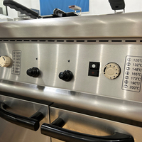 Fabricant d'équipements de cuisine professionnels, friteuses à gaz à double réservoir, friteuse en acier inoxydable avec un cabinet