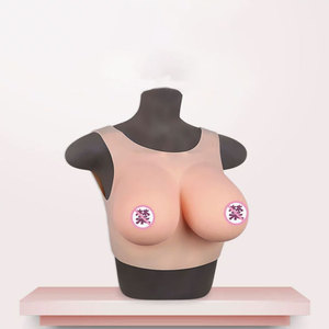 Prótesis de Senos de Silicona Realistas con Cuello Redondo y Diseño Hueco para Disfraces y Mascaradas - Product Image 3