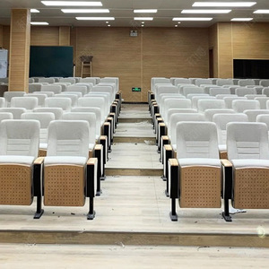 เก้าอี้หอประชุมมานวาเอ็กซ์โป รุ่น HB661 สีเหลืองบีช พร้อมพนักพิงและราวจับ สำหรับโรงเรียนและโรงพยาบาล - Product Image 4