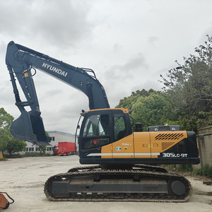 Excavatrice Hyundai 305LC-9T d'occasion, état d'origine, forte puissance - Product Image 4