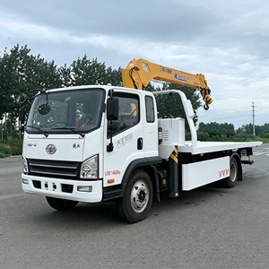 Multi-functional FAW 4x2 <b>Flatbed</b> Wrecker Crane Slidebed Tow <b>Truck</b> with 5 Ton Boom Crane for Accident Rescue - Product Image 5