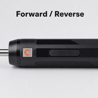 Tournevis sans fil rechargeable par USB, design compact et portable, avec porte-embouts magnétique pour une utilisation quotidienne à la maison