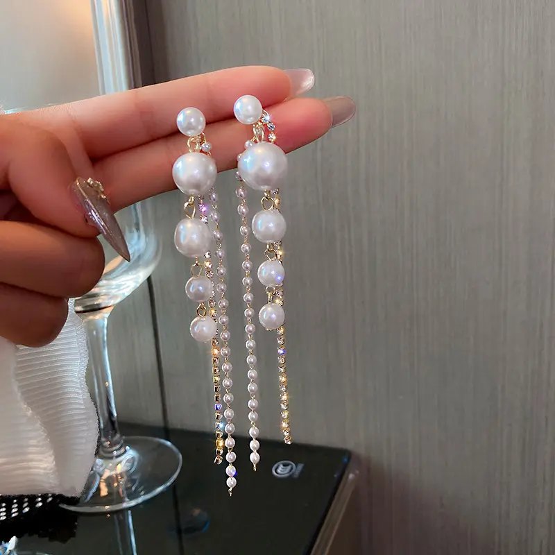 New Trend Simulated Pearl Women's Long Earrings White Round Pearl Wedding Pendant Earrings Korean Fashion Jewelry Earrings