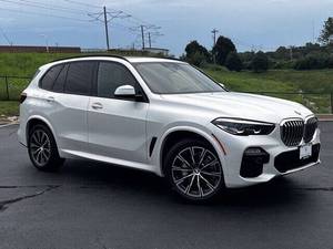 รถยนต์ SUV ปี 2020 ขับเคลื่อนสี่ล้อ เกียร์อัตโนมัติ เครื่องยนต์ R18 ยาง R18 ระบบควบคุมความเร็วอัตโนมัติ ภายในสีเข้ม เบาะหนัง กล้องมองหลังด้านขวา หลังคาซันรูฟ ไฟ LED - Product Image 3