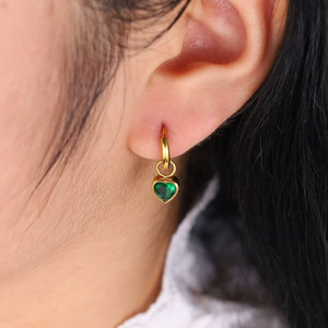 ต่างหูขายส่งจำนวนมาก สแตนเลส 316L ชุบทอง 14k 18k เครื่องประดับคุณภาพสูง ประดับเพชรซิร์คอน รูปหัวใจ แฟชั่นต่างหูแบบห้อยสำหรับผู้หญิง - Product Image 3