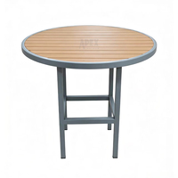 Table de salle à manger ronde ou carrée en polywood avec structure en aluminium soudé pour extérieur, idéale pour villa, terrasse, jardin ou patio