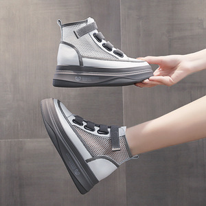 Baskets blanches 2026 : Nouveau style, chaussures en maille élégantes et respirantes avec semelles épaisses et plateforme moelleuse pour un usage décontracté et sportif - Product Image 2