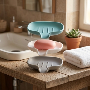 Support à Savon en Silicone Auto-drainant Antidérapant avec Bec Verseur pour Salle de Bain, Douche, Cuisine - Product Image 1