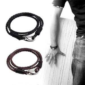 สร้อยข้อมือหนังถักแบบพัน แฟชั่น พร้อมตัวล็อคสแตนเลส ของขวัญเครื่องประดับสำหรับผู้ชาย - Product Image 2