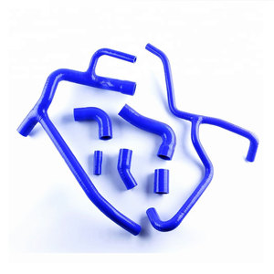 POUR <span class=keywords><strong>2006</strong></span> <span class=keywords><strong>YAMAHA</strong></span> <span class=keywords><strong>FZ6</strong></span>-S <span class=keywords><strong>FZ6</strong></span> FZ600 FZ 600 DURITE DE RADIATEUR EN SILICONE - Product Image 2