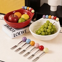 Plastic ronde fruit- en snack schaal, modern minimalistisch design voor de woonkamer salontafel