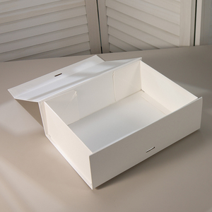 Luxury <b>White</b> Foldable Paperboard <b>Gift</b> <b>Box</b> with Magnetic Closure Matt Lamination Embossing Hand Knot Satin Ribbon Packaging - Product Image 3