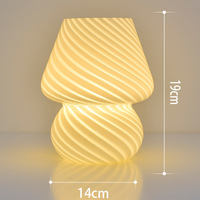 TAIKOO Vente en Gros Nouvelle Lampe de Table Champignon LED Décorative Rechargeable pour la Maison, Lampe de Lecture Tendance pour Salon