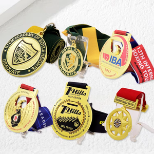 เหรียญรางวัลซอฟต์บอลโลหะสีทองสีเงินแบบกลวงสั่งทำขายส่ง เหรียญเคลือบอ่อนแบบกำหนดเอง พร้อมริบบิ้นพิมพ์ตัวอักษร - Product Image 1
