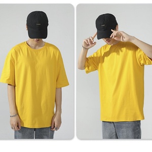 เสื้อยืดทรงหลวมแบบดรอปโชว์เดอร์ 180gsm ผ้าคอตตอน 100% คุณภาพดี เหมาะสำหรับสตรีทแวร์ ผู้ชาย สั่งทำได้ แห้งเร็ว ระบายอากาศได้ดี - Product Image 5