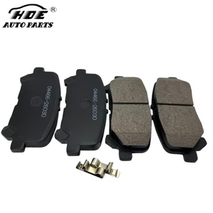 04466-26030 GDB8278DT 82212920 HDE AUTO PARTS Juego de pastillas de freno de alta calidad al por mayor PARA TOYOTA HIACE - Product Image 1