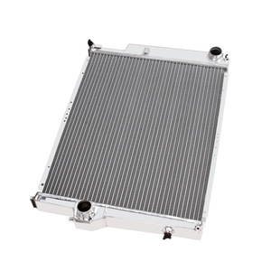 Radiateur 52003933 pour <span class=keywords><strong>Jeep</strong></span> <span class=keywords><strong>Cherokee</strong></span> <span class=keywords><strong>XJ</strong></span> 1987/<span class=keywords><strong>1990</strong></span> (4.0 L) Chechi Noir avec garantie d'un an, noyau en aluminium, réservoirs en plastique - Product Image 3