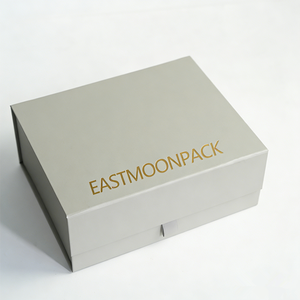 Caja de Regalo Plegable Magnética de Cartón Rígido Mate de Lujo en Beige Gris para Presentación de Joyería - Product Image 1