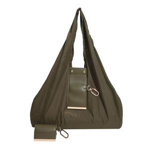 Sac à main léger et pliable en cuir avec fermeture à pression pour un transport facile - Product Image 2