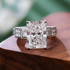 Bague en or blanc 18 carats avec diamant radiant de 3,7 carats cultivé en laboratoire, bijoux fins, bague de mariage pour femme, pour fiançailles ou cadeau - Product Image 4