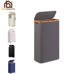 Cesto per Bucato Sottile e Alto Pieghevole con Bordo in Bambù e Coperchio Ribaltabile, in Tessuto Idrorepellente, per Bagno Piccolo o Dormitorio - Product Image 1