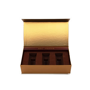 Boîtes d'emballage haut de gamme personnalisées pour aliments santé avec fermeture magnétique rabattable et insert en éponge - Product Image 1