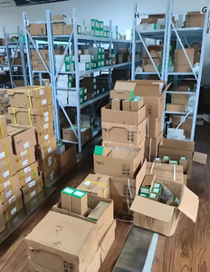 Precio de Fábrica GU8460PN Ultimate EuroPlate Sin Tornillos (Caja = 5 Unidades) S Programable L - Product Image 2