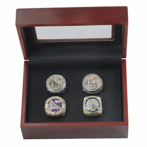 4 pièces Anneaux en verre <span class=keywords><strong>Stephen</strong></span> <span class=keywords><strong>Curry</strong></span> <span class=keywords><strong>Golden</strong></span> State Warriors pour le championnat, MVP des finales 2022, haut de gamme, décontracté, pour fans de basketball, objet de collection - Product Image 1