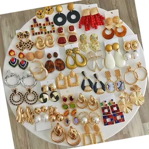 Brincos de jóias mistas em massa kg, pulseira de anéis, joia de moda kg, bijuterias de bucle d'oreille, venda por atacado
