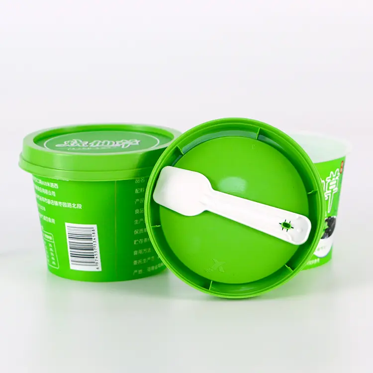 Kustom kualitas makanan IML dicetak 120g 210ml plastik Yogurt Oatmeal es krim cangkir bak kemasan sendok