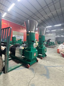 Máquina Versátil de Alimentación Rotativa para Pellets: Automática Todo en Uno para Aves de Corral y Ganado en el Hogar - Product Image 2