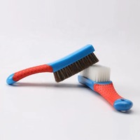Brosse à chaussures en crin de cheval, manche en plastique antidérapant, poils de sanglier, brosse de nettoyage multi-usages pour éliminer les taches