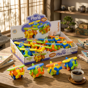 Jouet d'avion en plastique mignon à friction avec hélice rotative, mini avion volant à pousser pour enfants, alimenté par piles AAA - Product Image 2