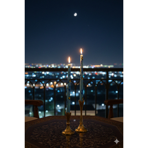 Velas Cónicas Azules con Diseño Floral, Elegantes para el Día de San Valentín y Navidad, Juego de Velas Decorativas para el Hogar (Juego de 2) - Product Image 1
