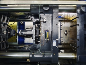 Haida Hd600l Plastic Container Plastic Krat Plastic Aansluitdoos Maken <span class=keywords><strong>Machine</strong></span> Spuitgietmachine - Product Image 3
