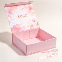 Boîte cadeau rigide pliable avec logo personnalisé, fermeture magnétique, emballage en carton gaufré et couché pour accessoires de mode