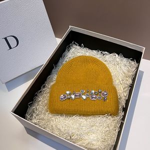 <span class=keywords><strong>Automne</strong></span> et hiver 100% polyester gaufré rayé tricoté à la main chaud <span class=keywords><strong>bonnet</strong></span> pour femmes adultes - Product Image 6